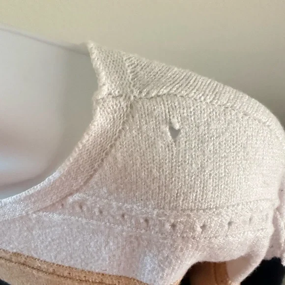 Zeagoo Women's Sweater with Black, Green, and Tan Stripes - Picture 2 of 4